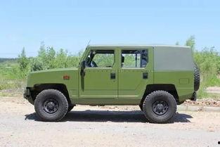 国产勇士军车越野视频,展现强大越野性能与雄浑军威